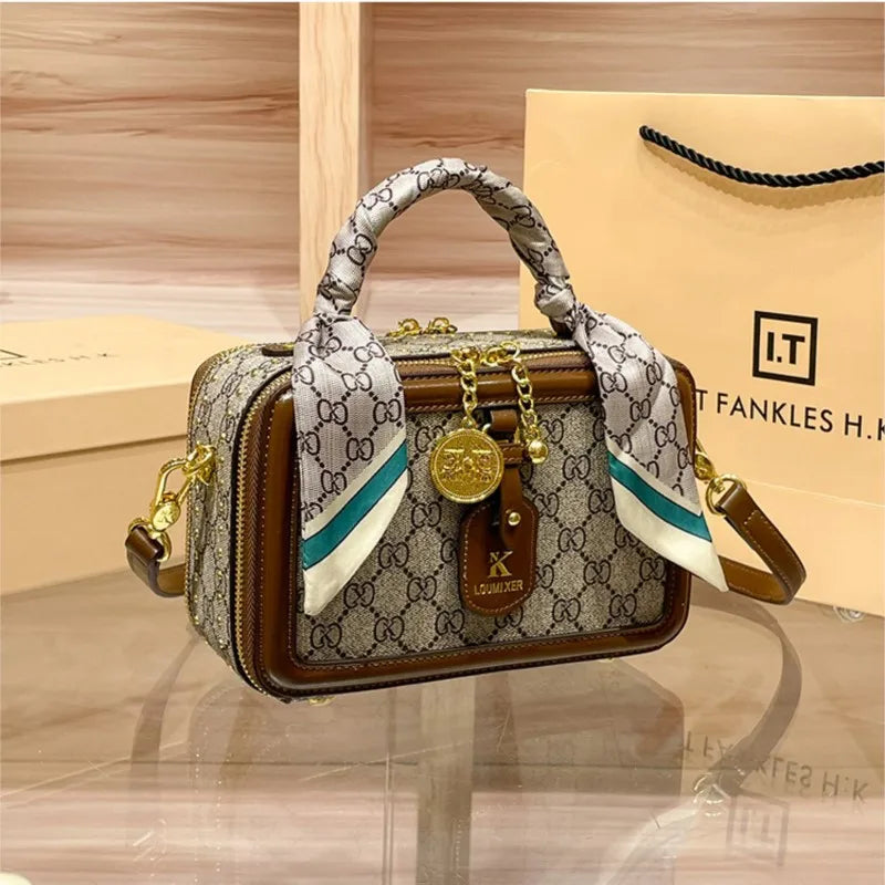 Western Style High Quality Handbag