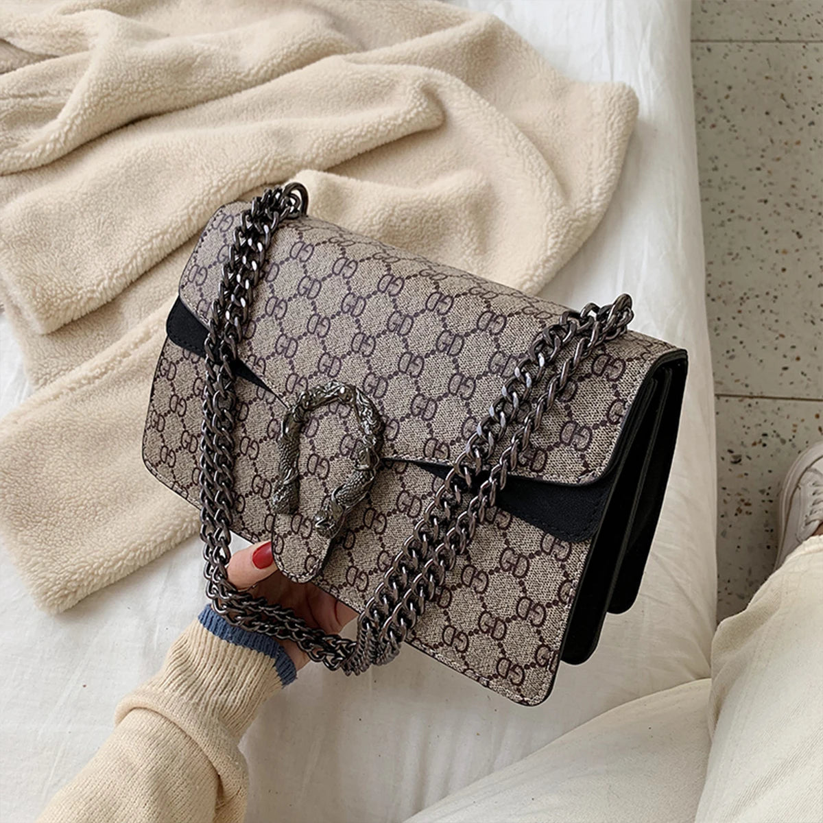 Vintage Retro Design Bag for Women
