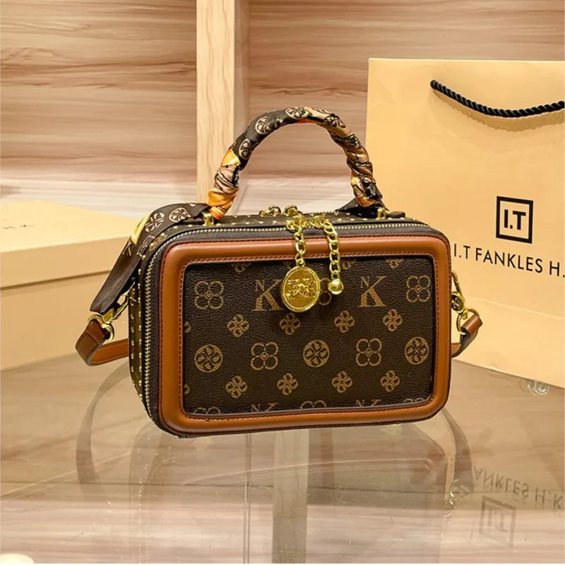 Western Style High Quality Handbag