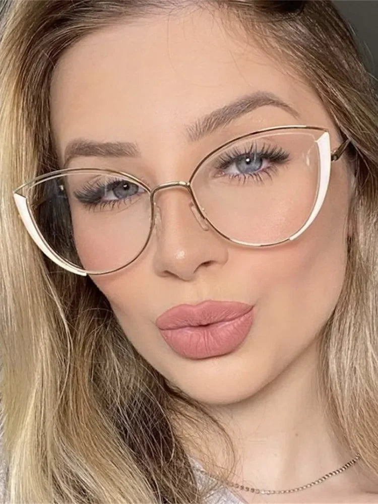 Vintage Cat Eyeglasses Trendy Anti-Blue Light Fashion Eyewear.