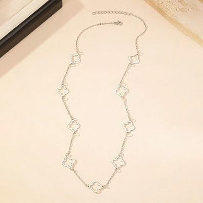 New Hollow Four-Leaf Clover Pendant Necklace Simple Fashion Design