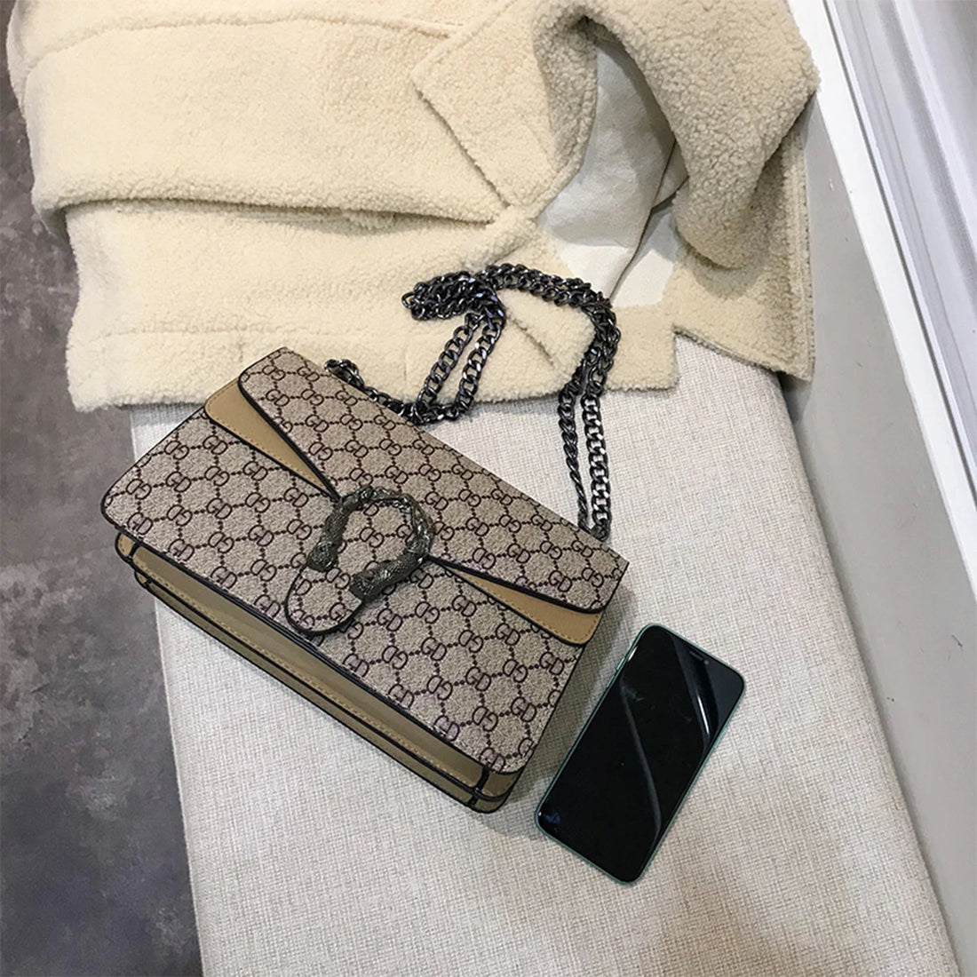Vintage Retro Design Bag for Women